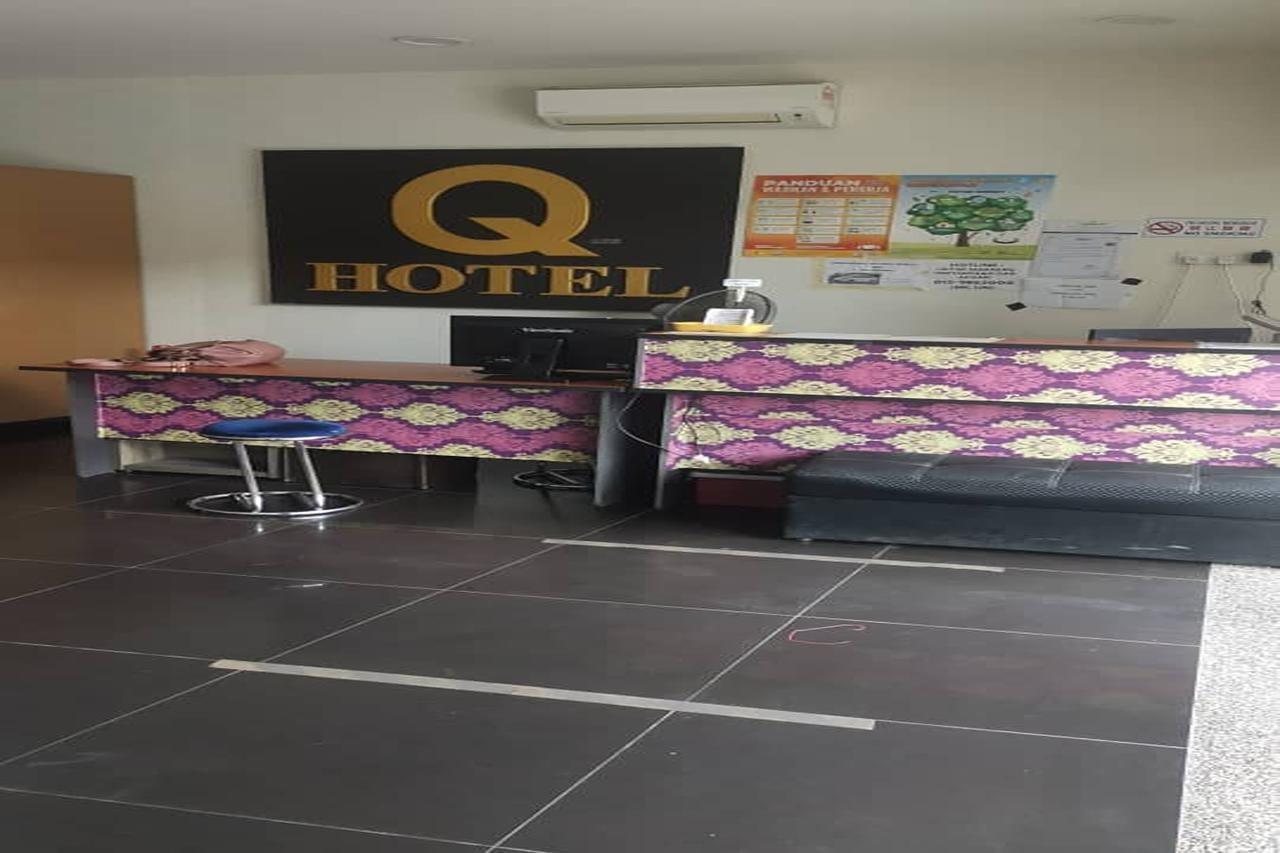 Oyo 89493 Q Hotel Mentakab Mentekab Екстериор снимка